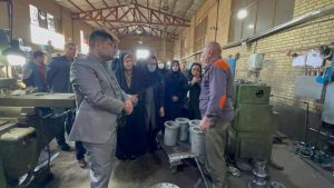 بازدید جمعی از اساتید دانشگاه علمی کاربردی استان چهارمحال و بختیاری از شرکت دانش بنیان آتیه سازان نگین فراز