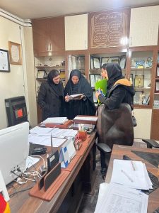 بازدید جمعی از اساتید و دانشجویان دانشگاه آزاد اسلامی شهرکرد از شرکت دانش بنیان اتیه سازان نگین فراز