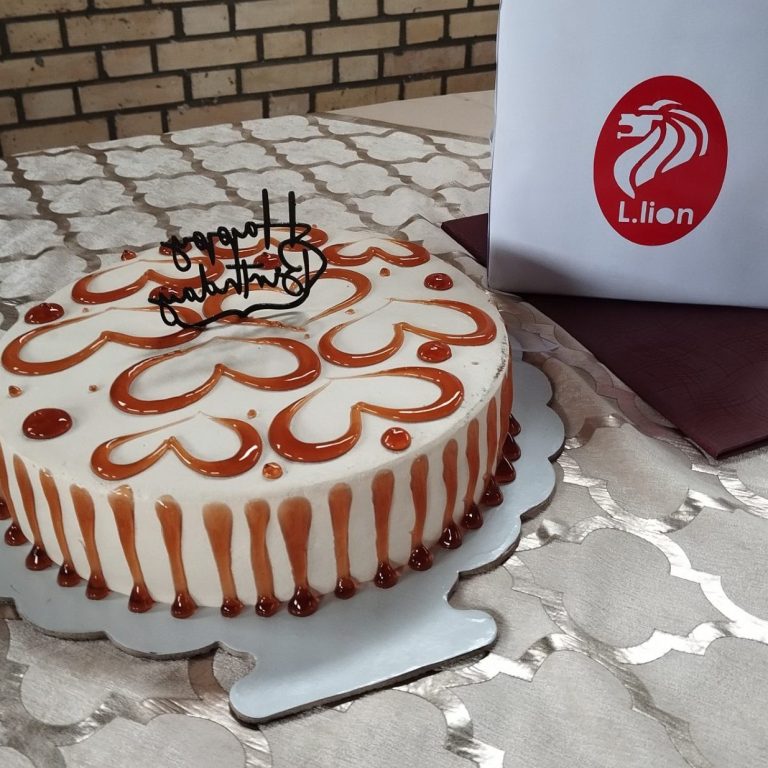 جشن زادروز همکاران اسفندماهی و فروردین ماهی شرکت دانش بنیان آتیه سازان نگین فراز و دورهمی صمیمانه کارکنان